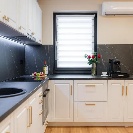 Azabia Luxury - Nest 5 Apartment Cluj-Napoca