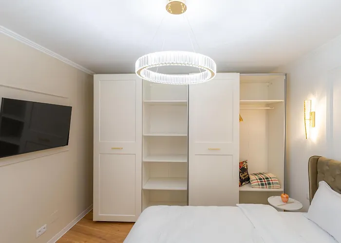 Azabia Luxury - Nest 5 *