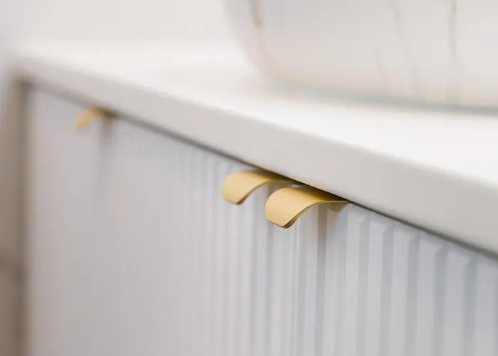 Azabia Luxury - Nest 5 *